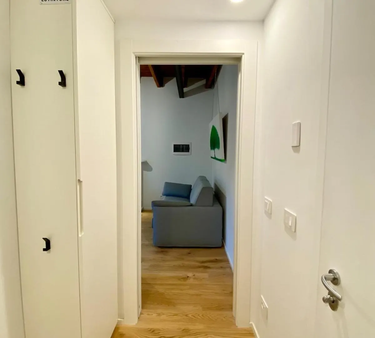 Bright Elegance - Motta Apartments Como